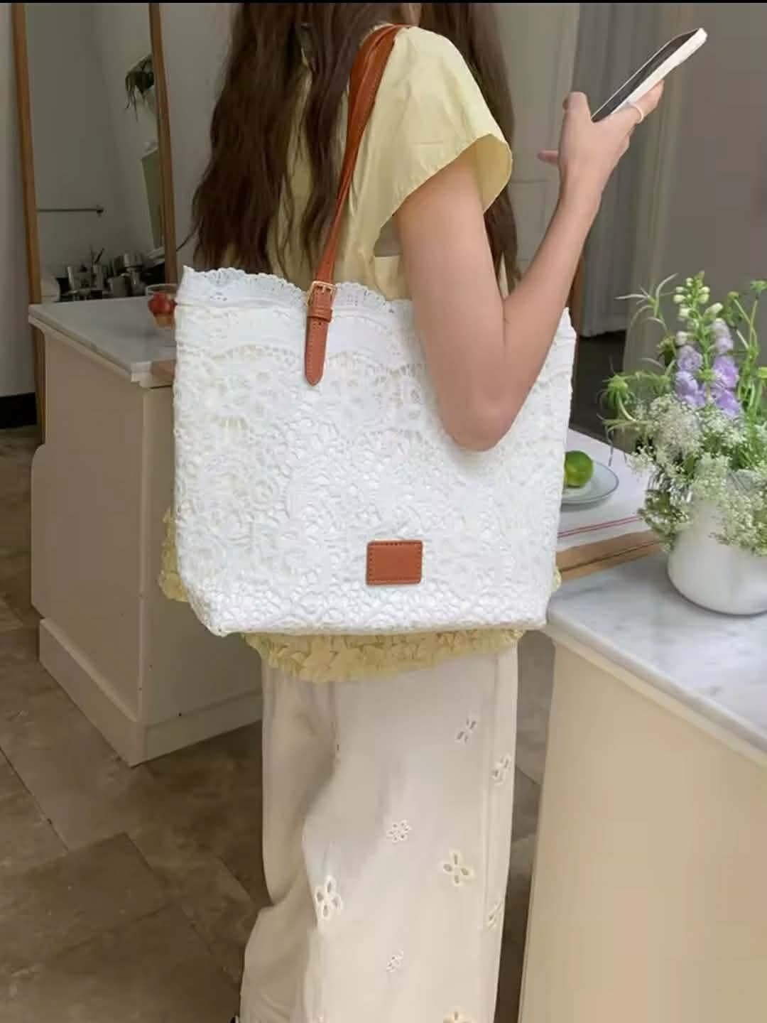 🤍 💖 RR Premium Lace Flower Tote Bag 💖 🤍 thumbnail 1