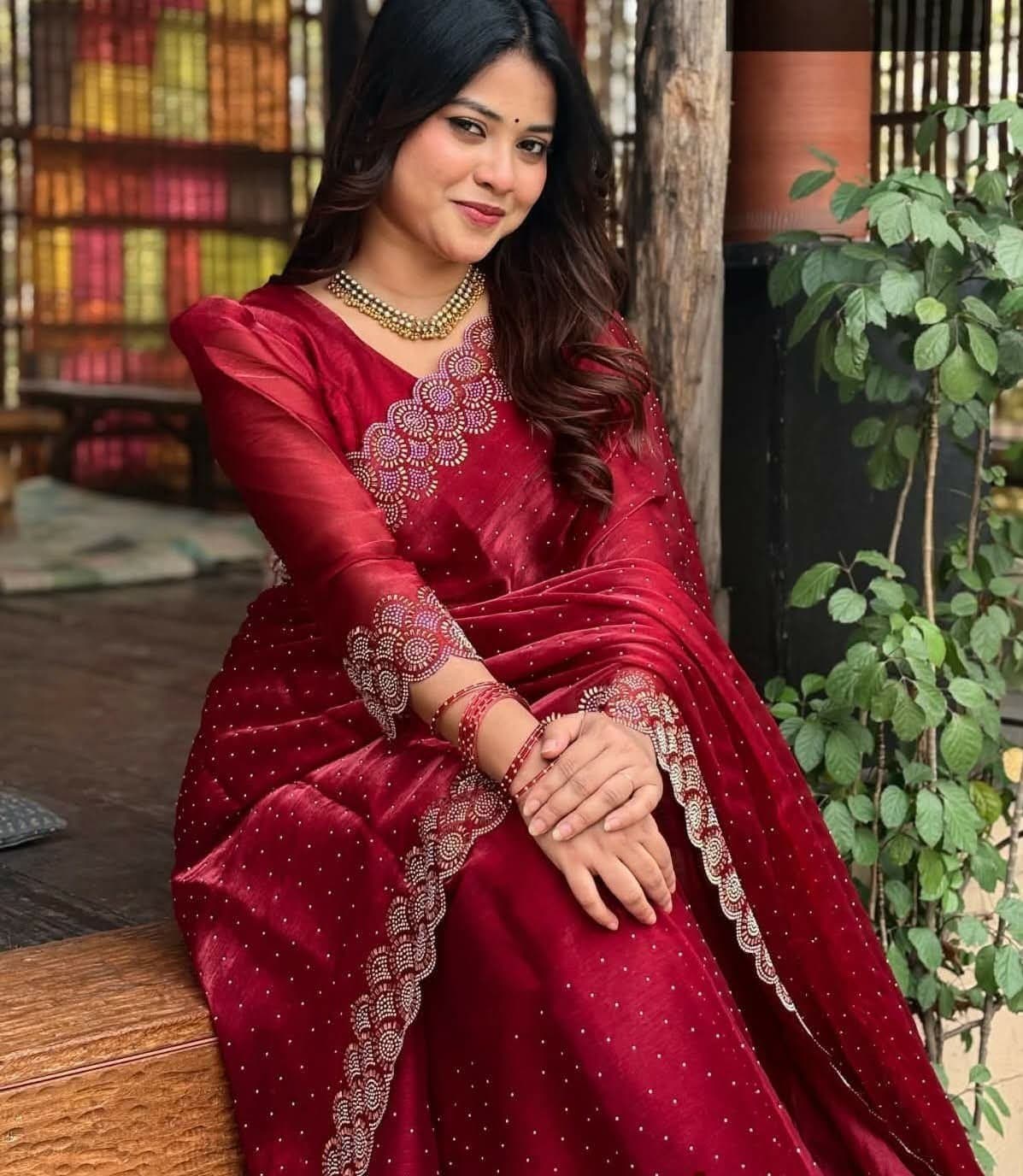 🌸 Pure Georgette Stone Work Saree 🌸 thumbnail 2