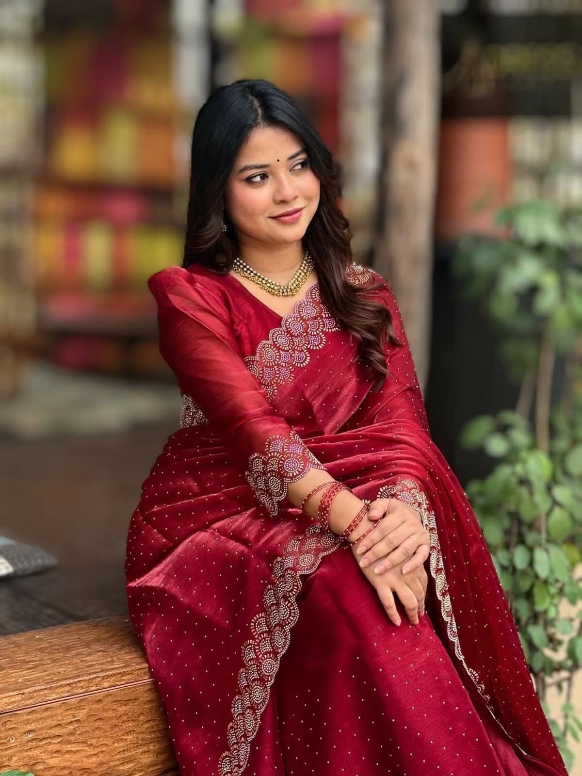 🌸 Pure Georgette Stone Work Saree 🌸 thumbnail 3