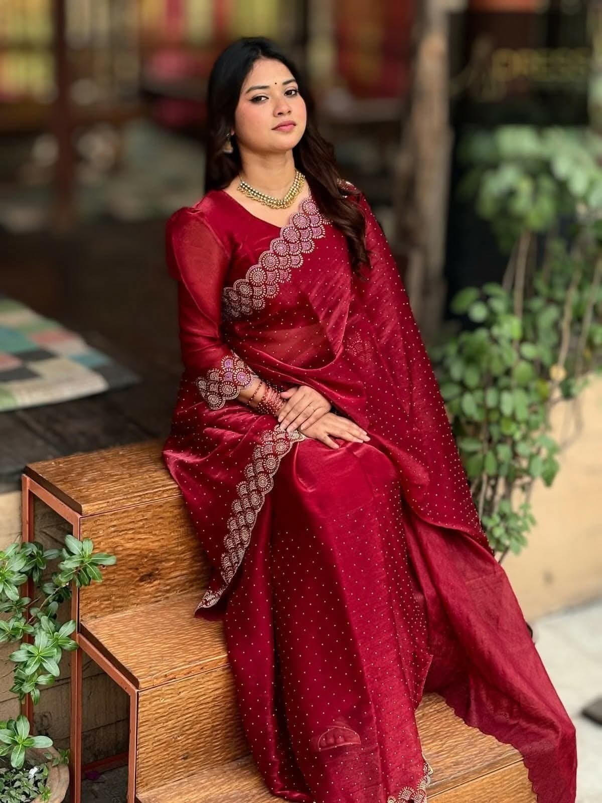 🌸 Pure Georgette Stone Work Saree 🌸 thumbnail 6