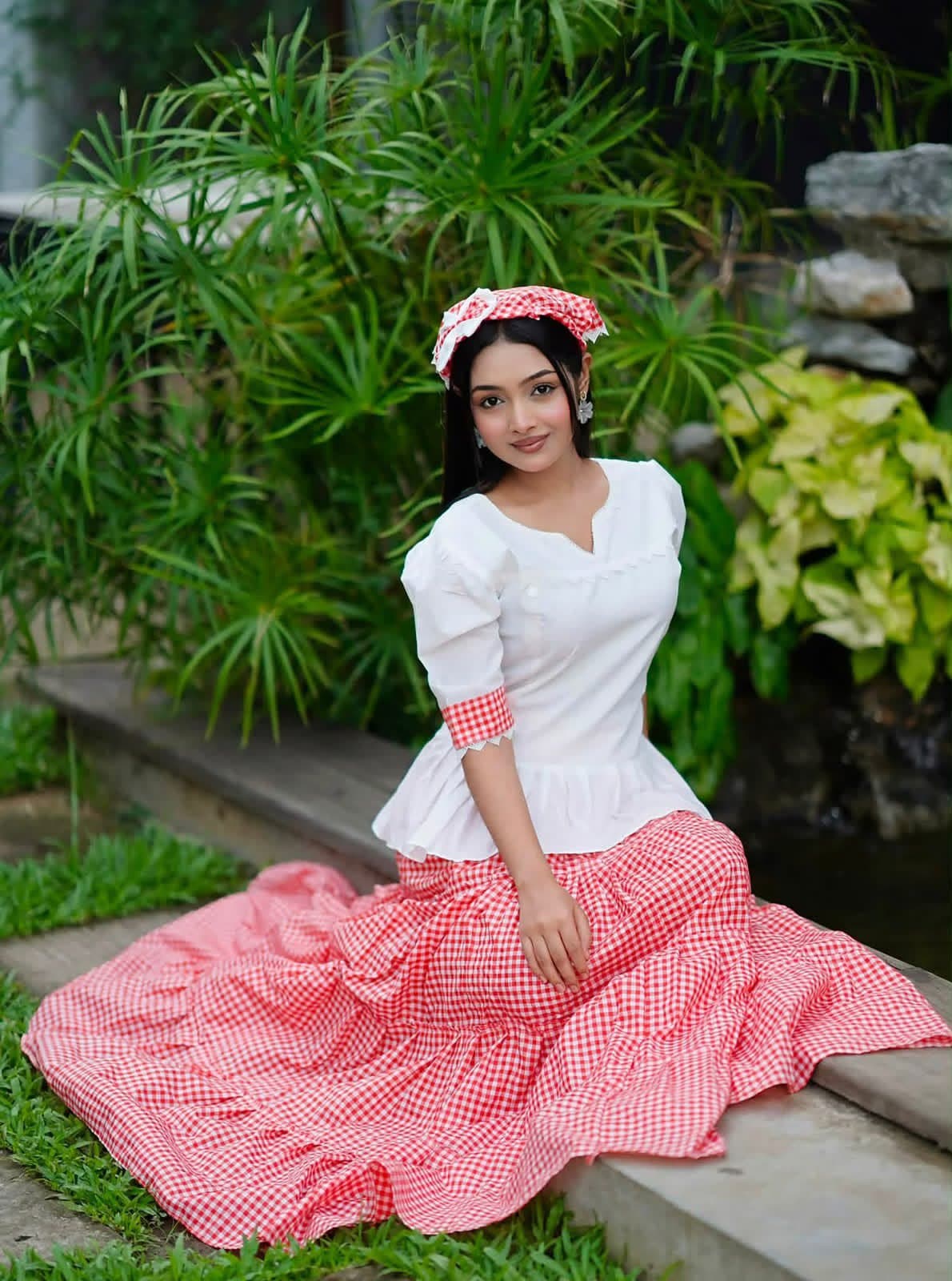 Premium Stylish Skirt Set thumbnail 3