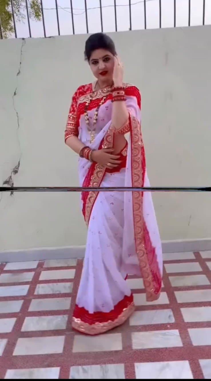 মাখন জর্জেট Sequence Work শাড়ি।  সাথে ব্লাউজ আছে। thumbnail 2