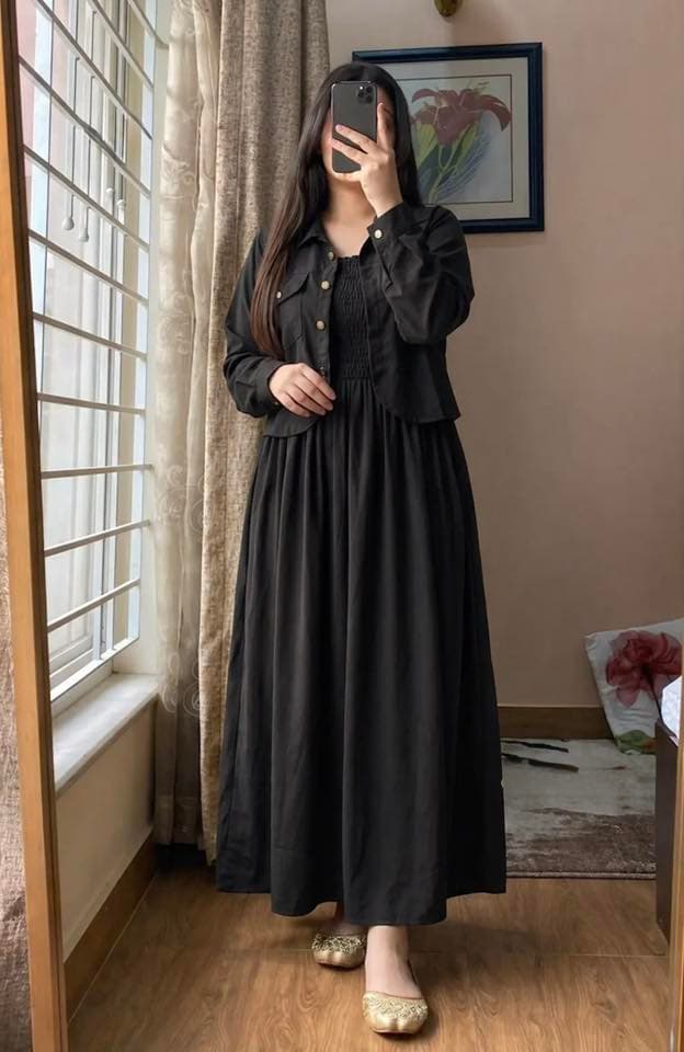 Stylish Smoking Gown thumbnail 1