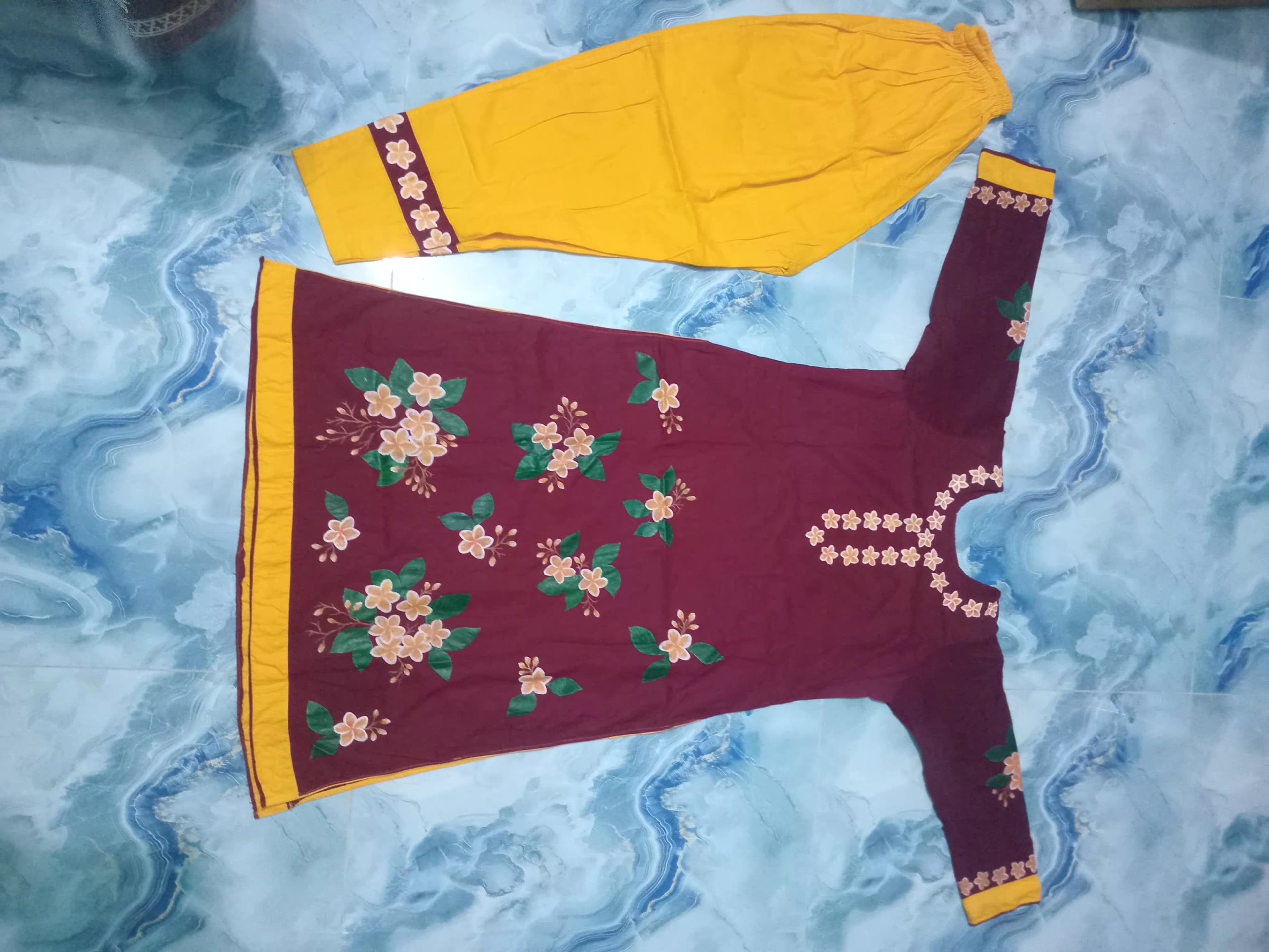 Hand Painted Floral Salwar Kameez Set🌺 thumbnail 4